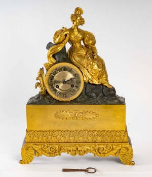 Pendule en bronze doré et patiné d&#039;époque Napoléon III, XIXème siècle|||||||||