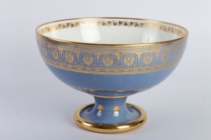 Coupe de la Manufacture de Sèvres bleu pâle et or datée et signée 1864||||||||||