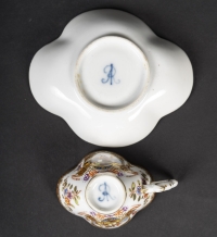 Ensemble de tasses Saxe, XIXème siècle