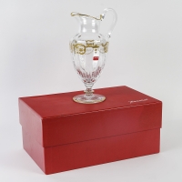 Broc Pichet &quot;Imperator&quot; cristal blanc gravé et doré de BACCARAT