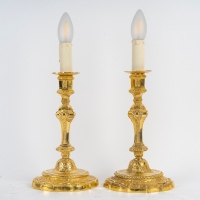 Paire de Bougeoirs de Style Régence en Bronze doré fin XIXème Siècle
