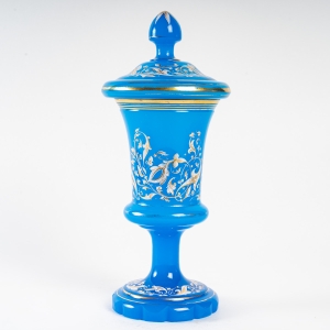 Gobelet en opaline bleu, XIXème siècle|||||||