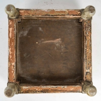 Tabouret repose-pieds carré en bois laqué de style Louis XVI vers 1900