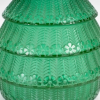 Vase &quot;Ferrières&quot; verre vert émeraude de René LALIQUE