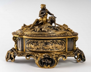 Boîte en bronze doré et argenté, XIXème siècle||||||
