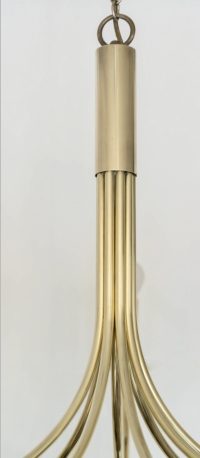 1970 Élégant lustre en laiton doré de la Maison Roche.