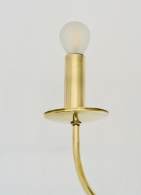 1970 Élégant lustre en laiton doré de la Maison Roche.