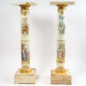 Exceptionnelle paire de Colonnes en Porcelaine style Sèvres, XIXème siècle|||||||||||