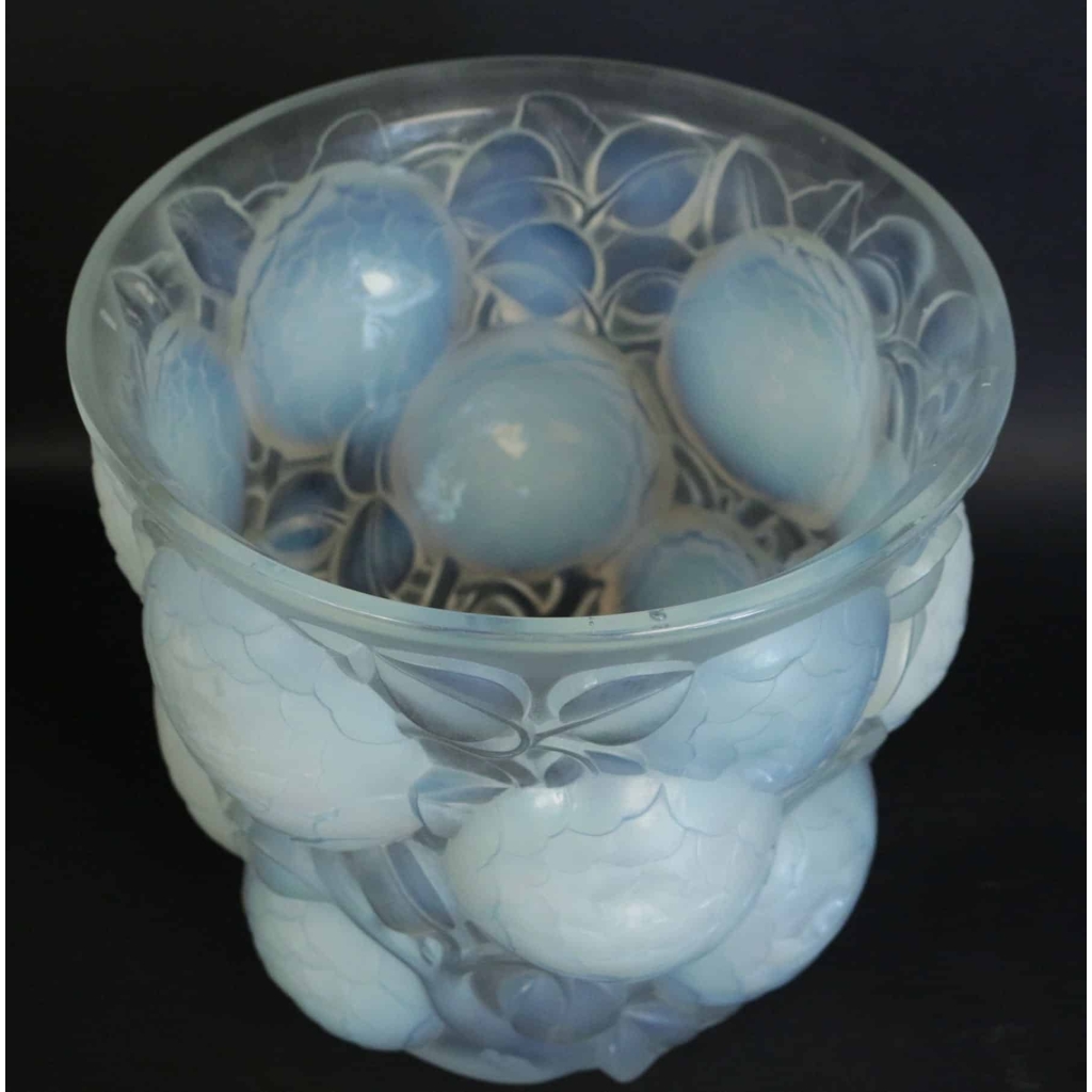 René Lalique paire de vases "Oran" René Lalique paire de vases "Oran"