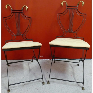 Paire de chaises Art Déco en bronze dossier lyre ||||