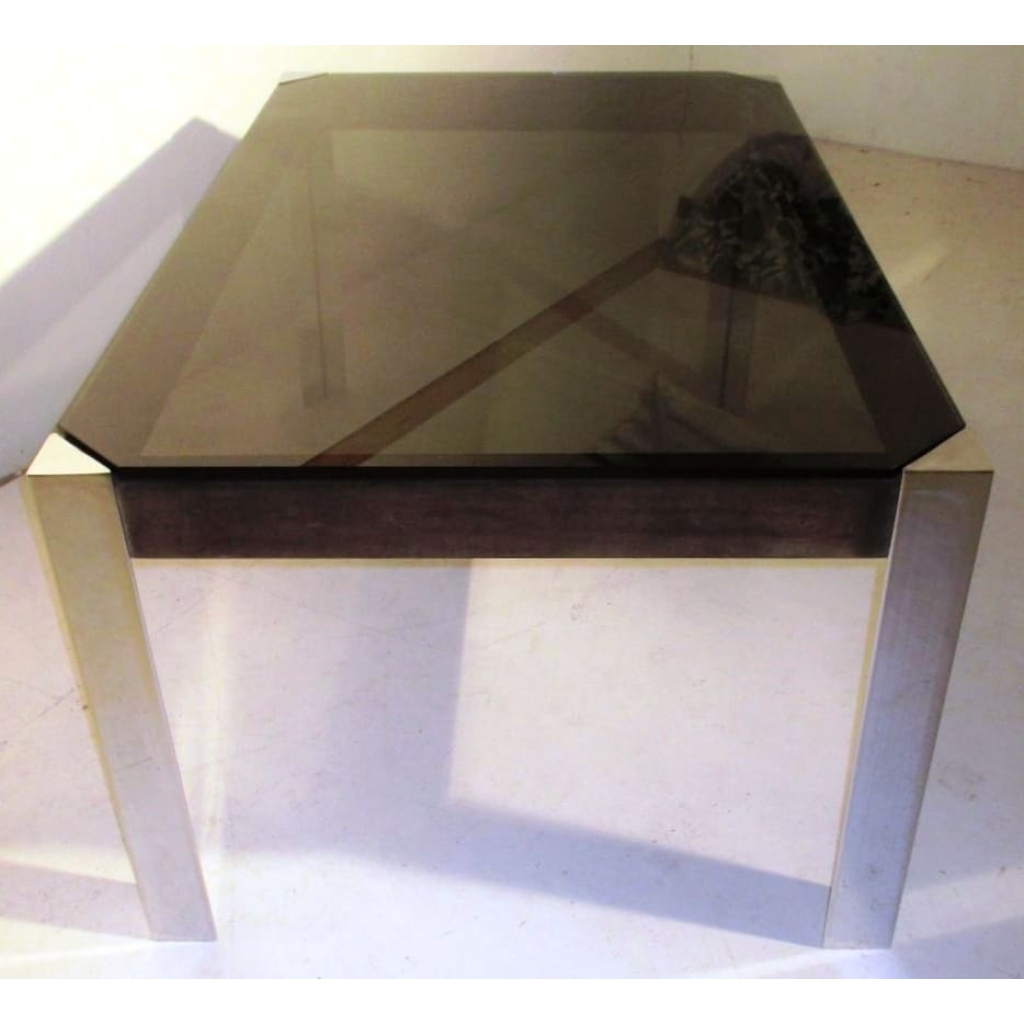 Table de salle a manger par Guido Faleschini, distribué par Hermes, 1970's, nubuck, chrome et verre fumé Table de salle a manger par Guido Faleschini, distribué par Hermes, 1970's, nubuck, chrome et verre fumé