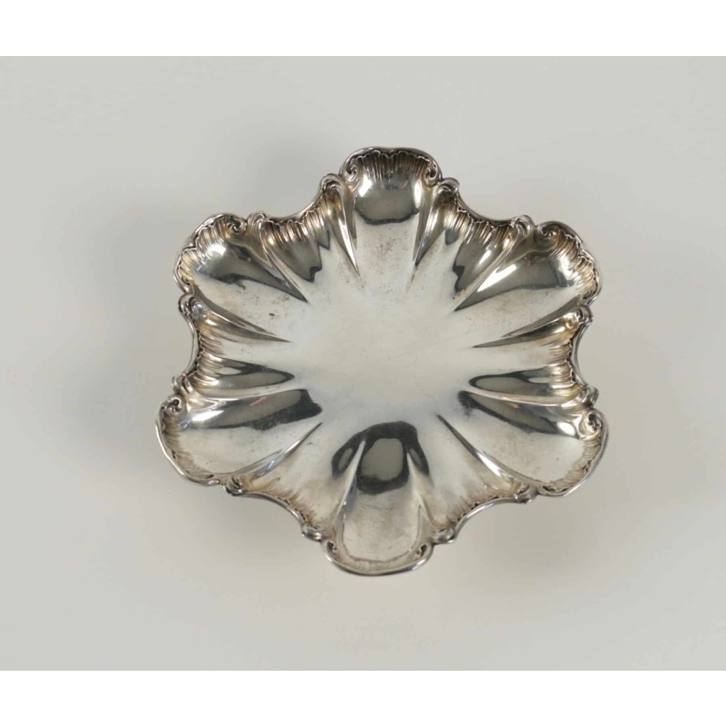 Paire de coupes en argent massif polylobées circa 1880 Paire de coupes en argent massif polylobées circa 1880