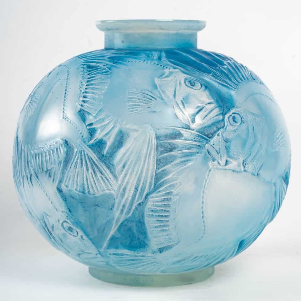 René Lalique : Vase « Poissons » Opalescent René Lalique : Vase « Poissons » Opalescent