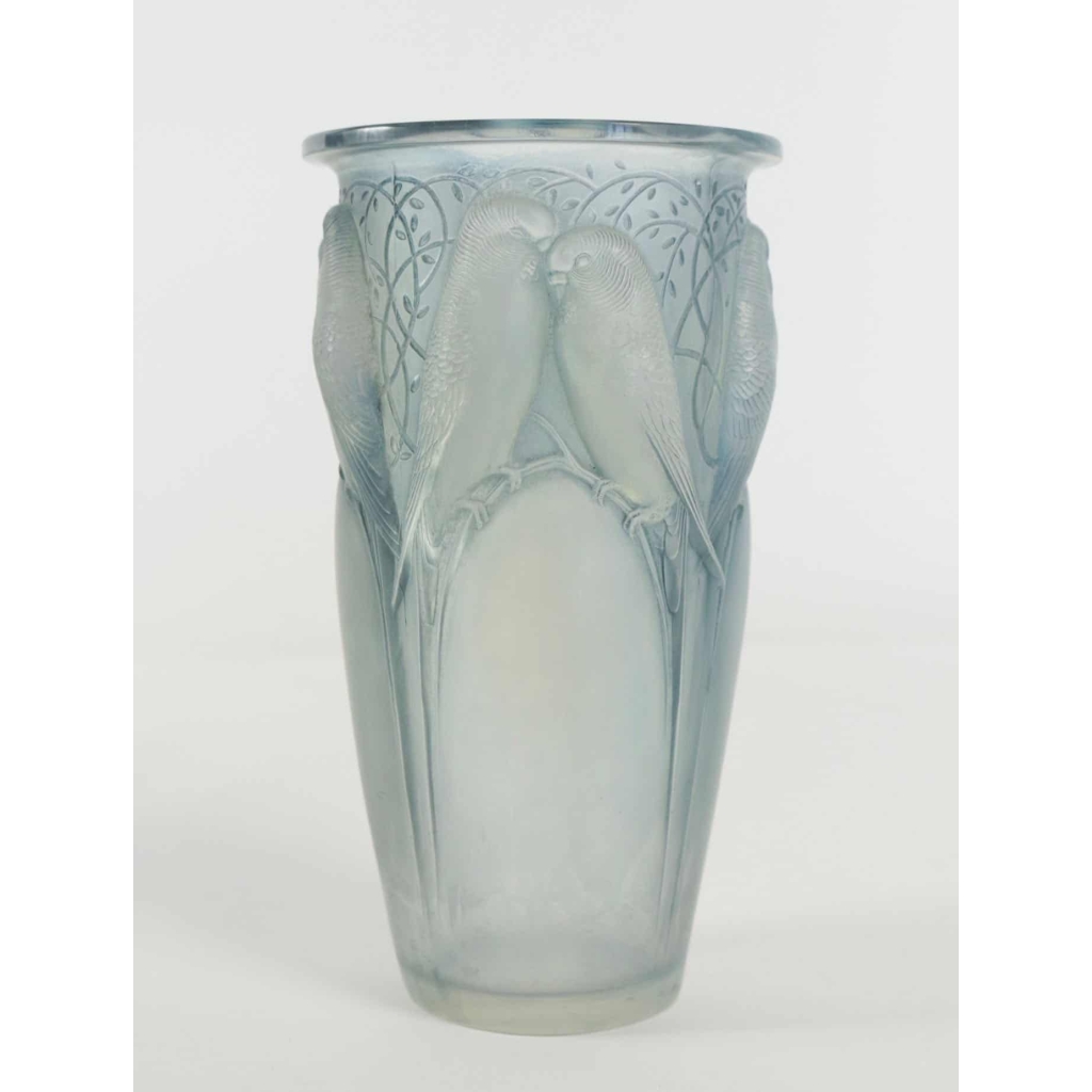 René lalique Vase Opalescent "Ceylan" René lalique Vase Opalescent "Ceylan"