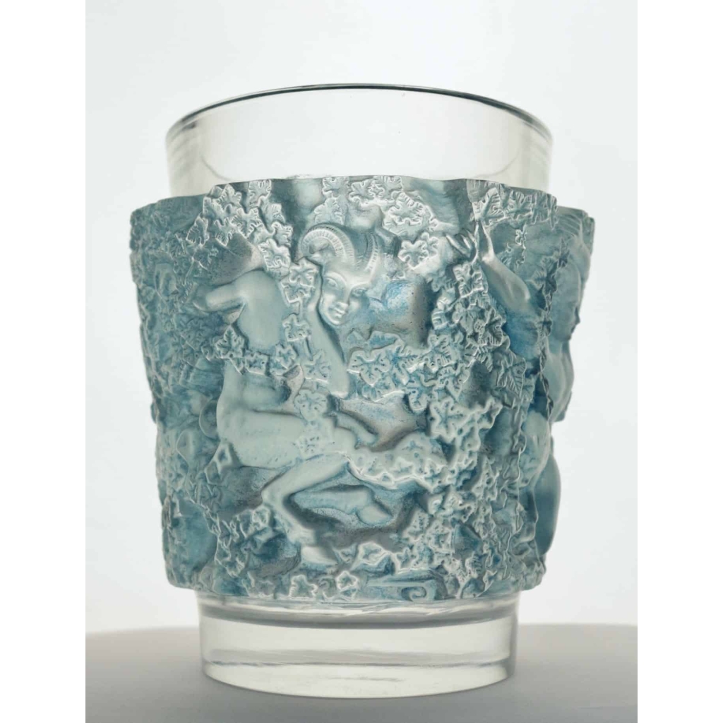 RENE LALIQUE (1860-1945) Vase «Bacchus» Patiné Bleu ||||||||