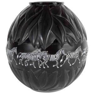 Marie Claude Lalique Vase "Tanzania" Zèbres ||||