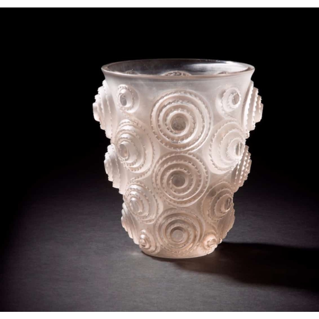 RENE LALIQUE (1860-1945) Vase "Spirales" sienne 