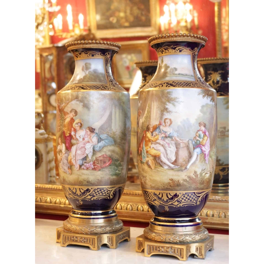 Paire de vases 19e |||