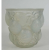 RENÉ LALIQUE (1860-1945) vase "Oran" Opalescent dit aussi "gros dalhias" RENÉ LALIQUE (1860-1945) vase "Oran" Opalescent dit aussi "gros dalhias"