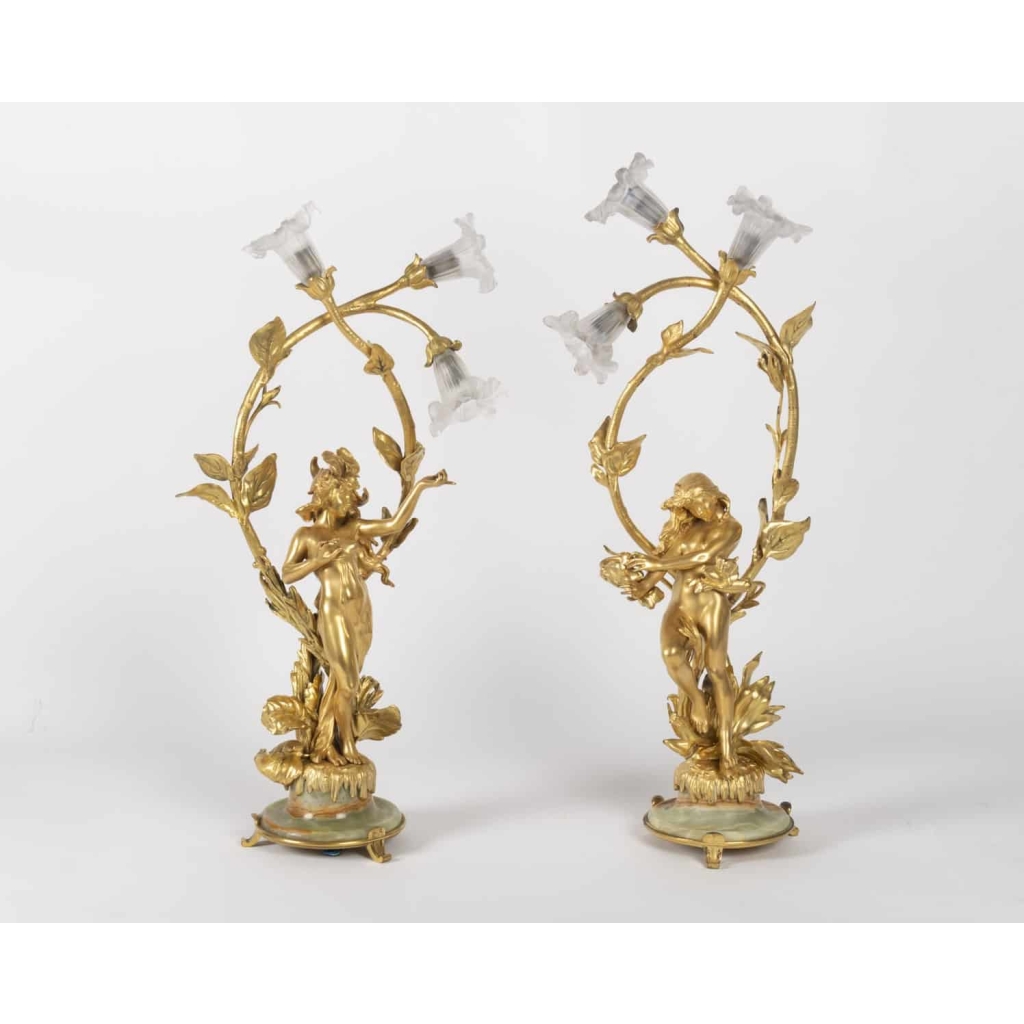 Paire de lampes Art Nouveau en bronze doré et cristal |||||||