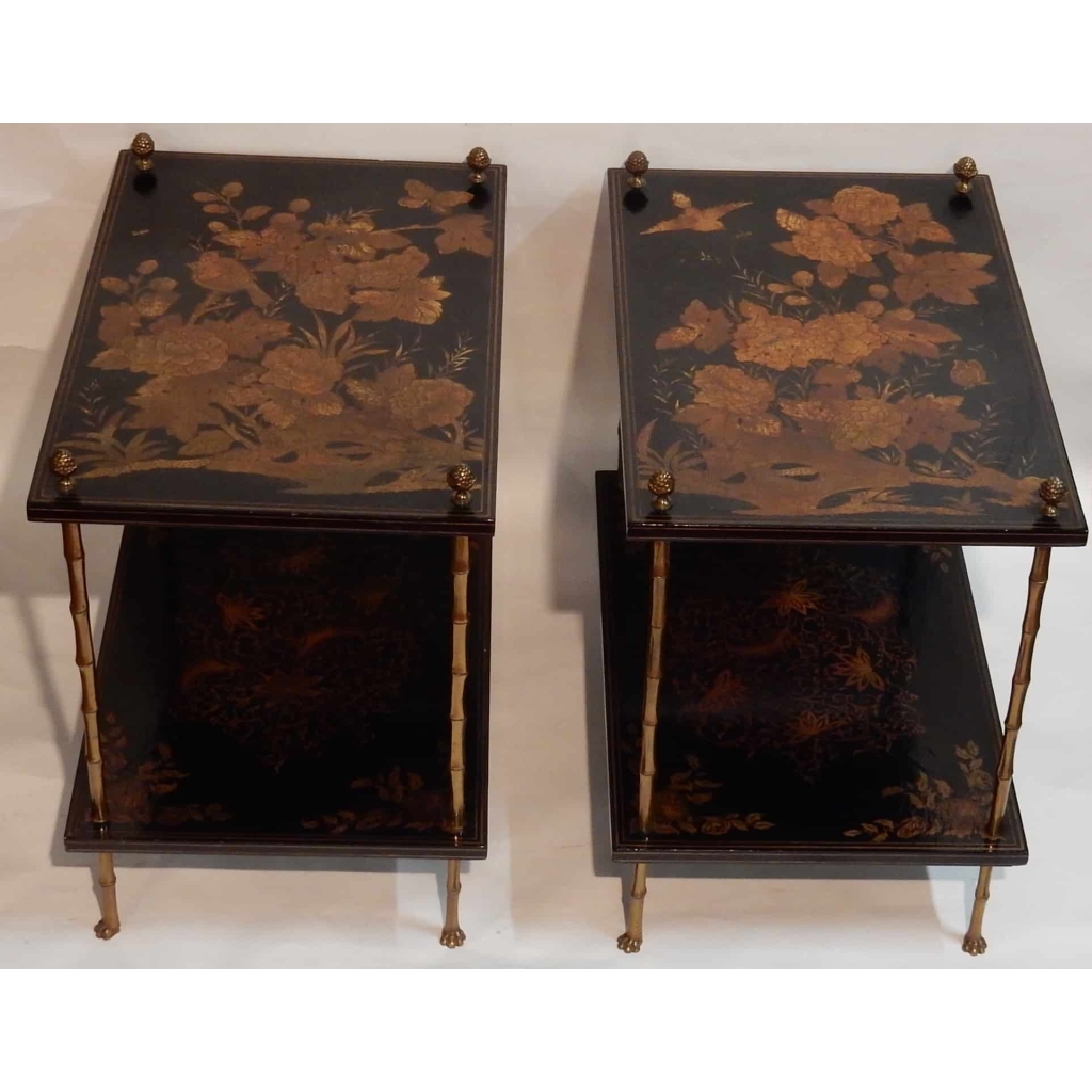 1950' Paire de Tables Maison Baguès Decor Bambou en Bronze Doré Avec Plateaux Laque de Chine 1950' Paire de Tables Maison Baguès Decor Bambou en Bronze Doré Avec Plateaux Laque de Chine