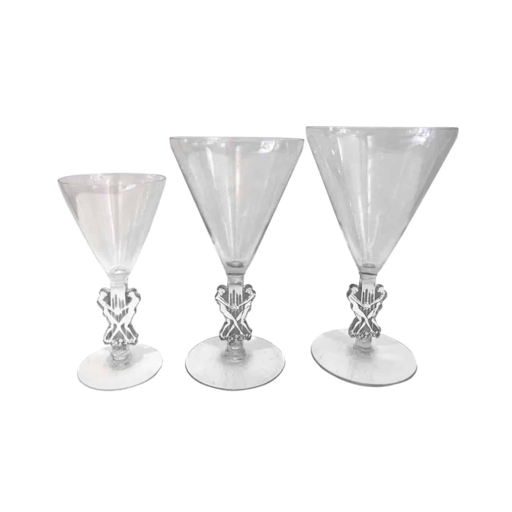 Service "Strasbourg" verre blanc patiné gris de René LALIQUE - 18 pièces |||||||