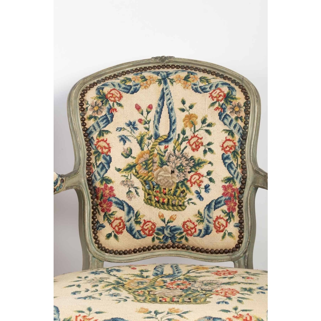 Paire de fauteuils d'époque Louis XV (1724 - 1754). Paire de fauteuils d'époque Louis XV (1724 - 1754).