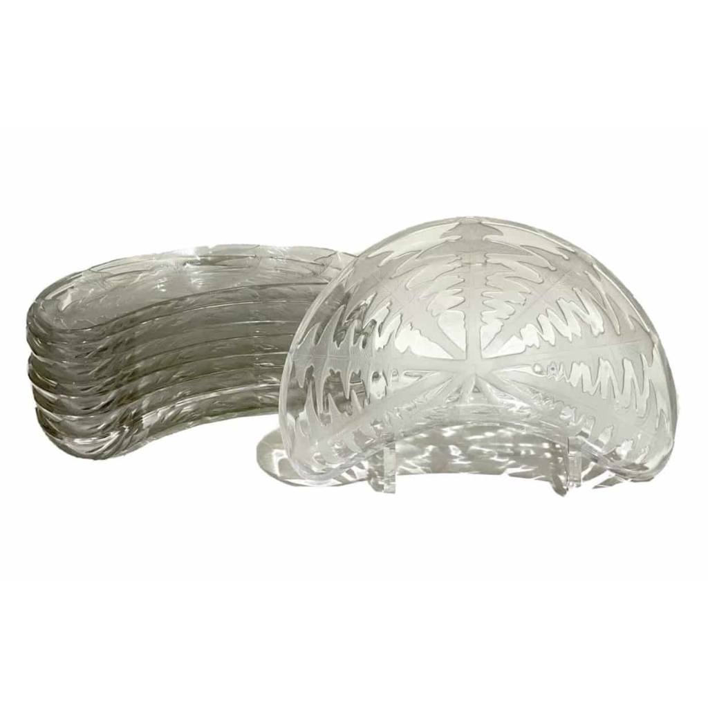 Suite de Huit 8 Assiettes à Salade "Pissenlit" verre blanc de René LALIQUE ||||