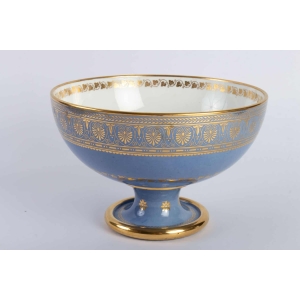 Coupe de la Manufacture de Sèvres bleu pâle et or datée et signée 1864 ||||||||||