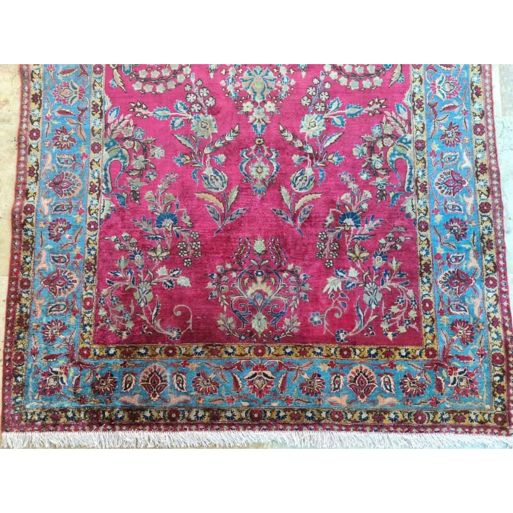 Tapis Kachan En Soie Couleur Rare au 19eme - Iran vers 1880 Tapis Kachan En Soie Couleur Rare au 19eme - Iran vers 1880