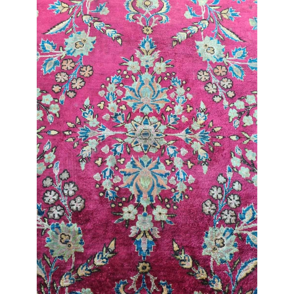 Tapis Kachan En Soie Couleur Rare au 19eme - Iran vers 1880 Tapis Kachan En Soie Couleur Rare au 19eme - Iran vers 1880