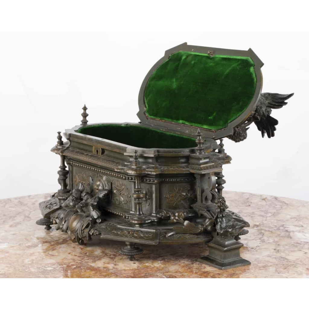 A Charming 19th Century Patinated Bronze Jewelry Box By Jules Moigniez (1835-1894) ||||||