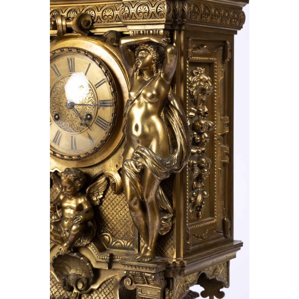 A French 19th Century Renaissance St. Ormulu Clock. A French 19th Century Renaissance St. Ormulu Clock.