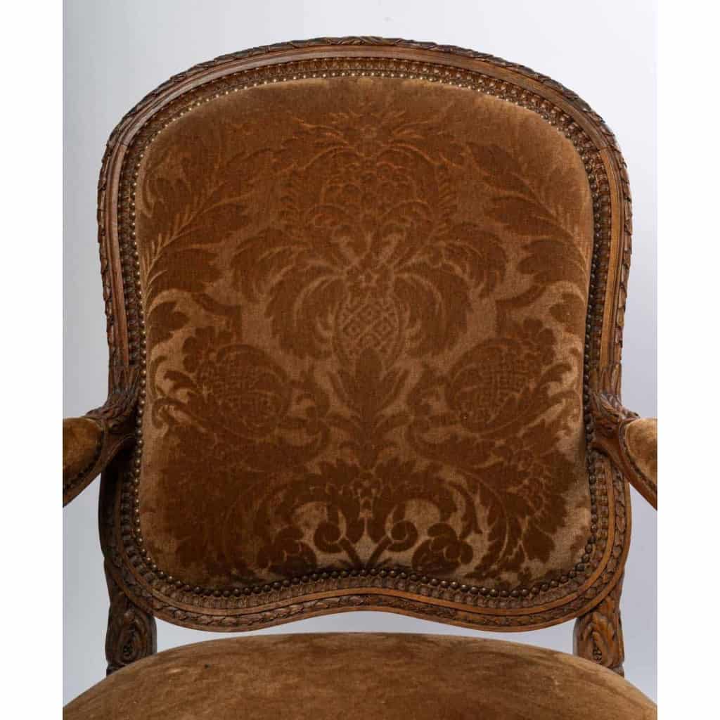 Fauteuil à la Reine Style Transition (Louis XV. Louis XVl ) 19eme Fauteuil à la Reine Style Transition (Louis XV. Louis XVl ) 19eme