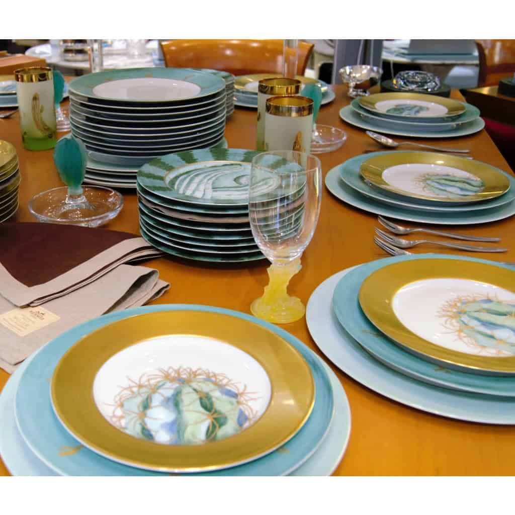 Daum et Limoges: service de 12 en porcelaine "cactus" ||