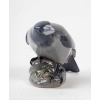 Corbeau et grenouille en porcelaine par royal Copenhague Corbeau et grenouille en porcelaine par royal Copenhague