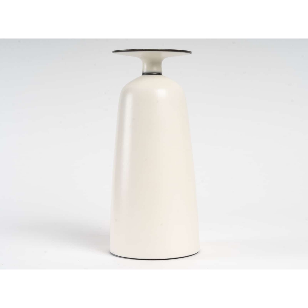 vase en porcelaine par Marc Uzan ||||||