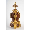 Garniture de cheminée en marbre et bronze bien ciselé et doré travail d’époque Napoléon III Garniture de cheminée en marbre et bronze bien ciselé et doré travail d’époque Napoléon III