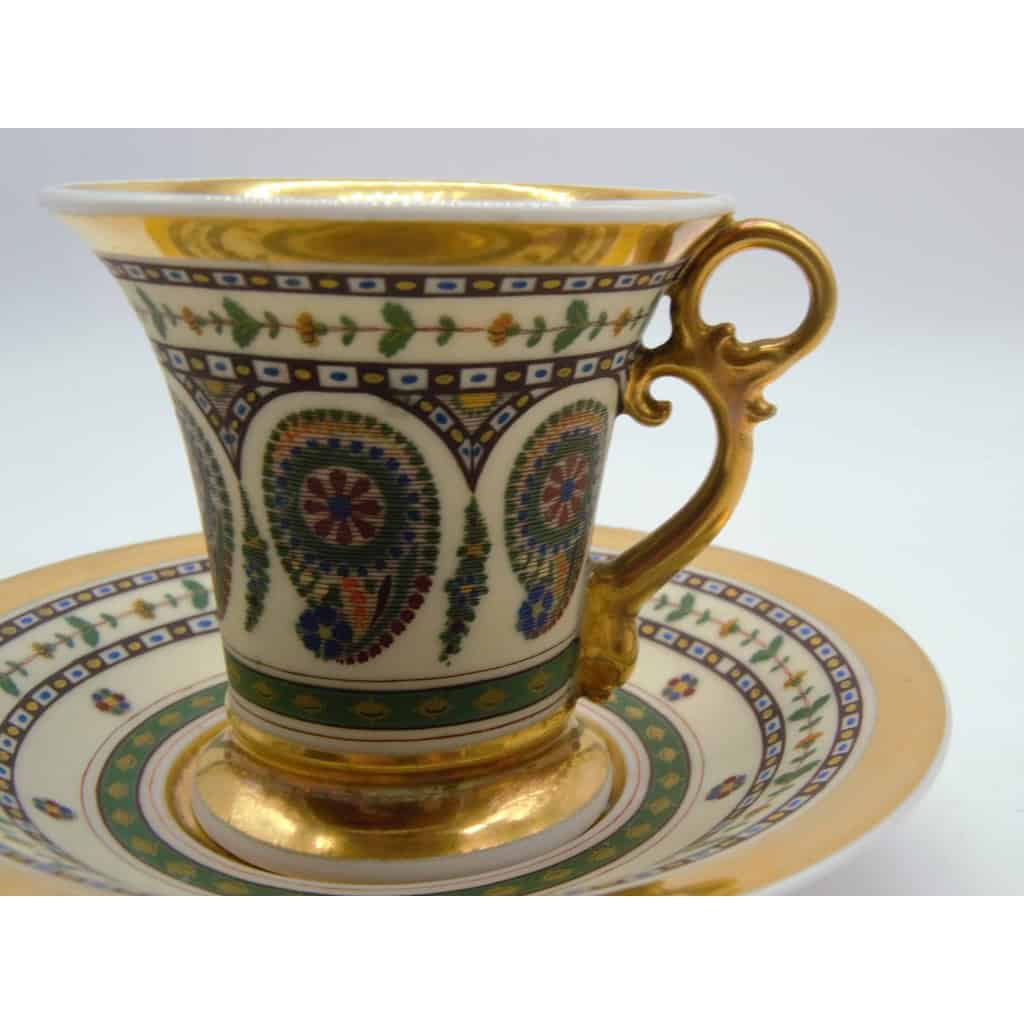 Tasse Décor Cachemire En Porcelaine - XIXème Tasse Décor Cachemire En Porcelaine - XIXème