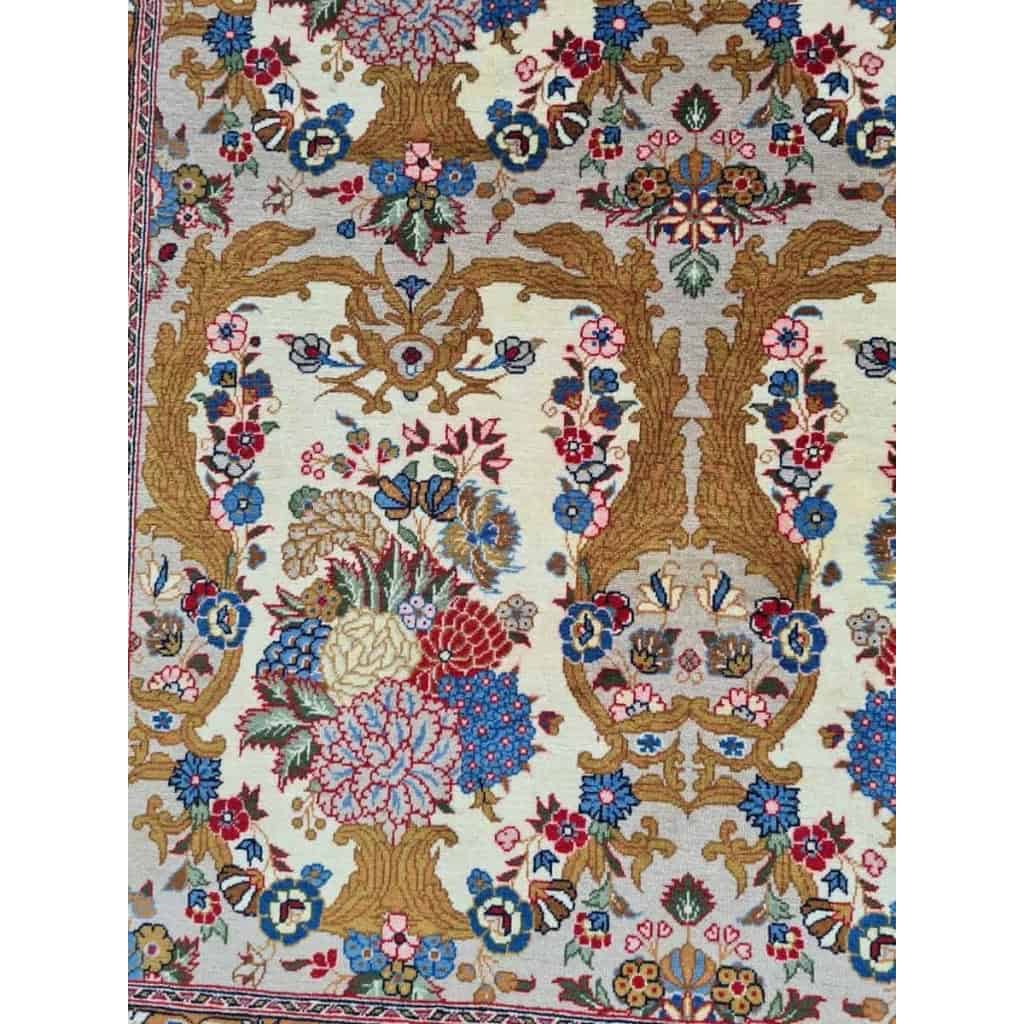 Tapis Ghoum Palhavi En Laine Kork Iran vers 1950 20ème Tapis Ghoum Palhavi En Laine Kork Iran vers 1950 20ème