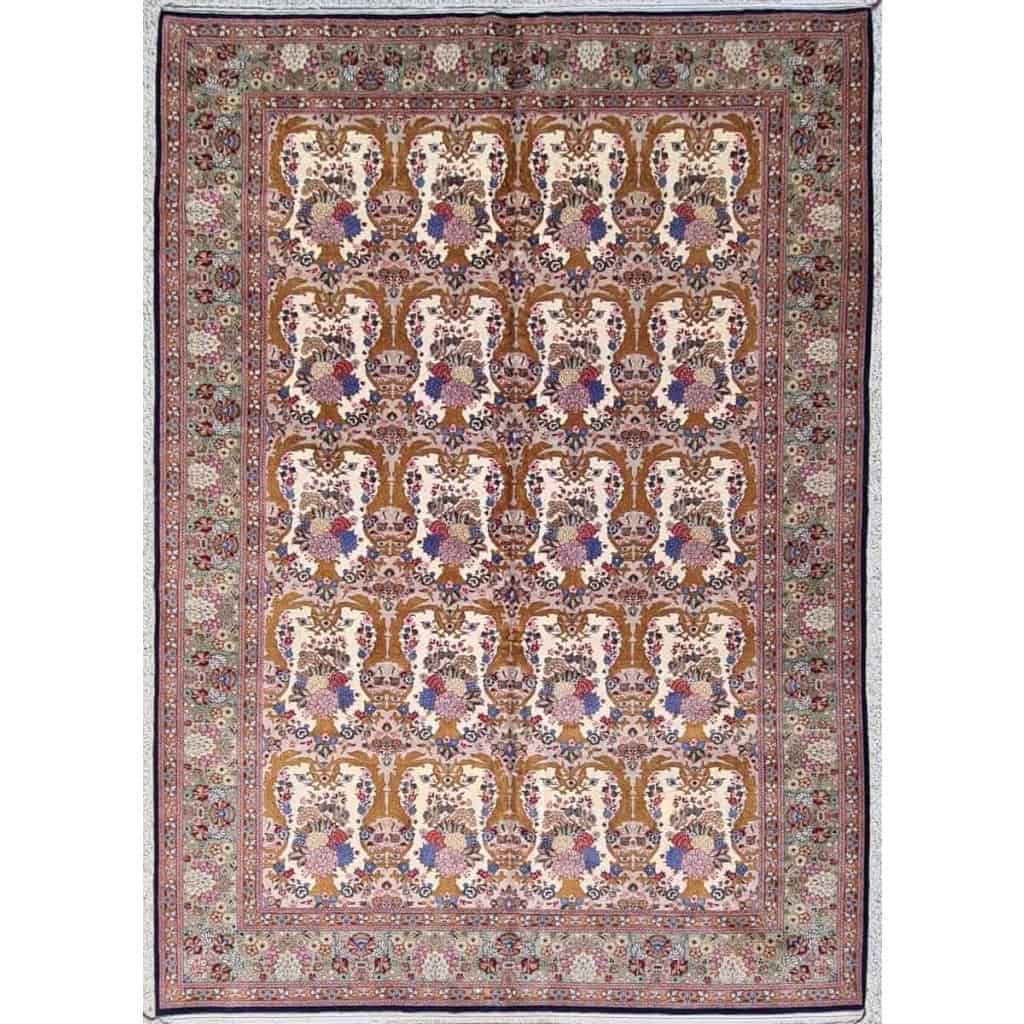 Tapis Ghoum Palhavi En Laine Kork Iran vers 1950 20ème Tapis Ghoum Palhavi En Laine Kork Iran vers 1950 20ème