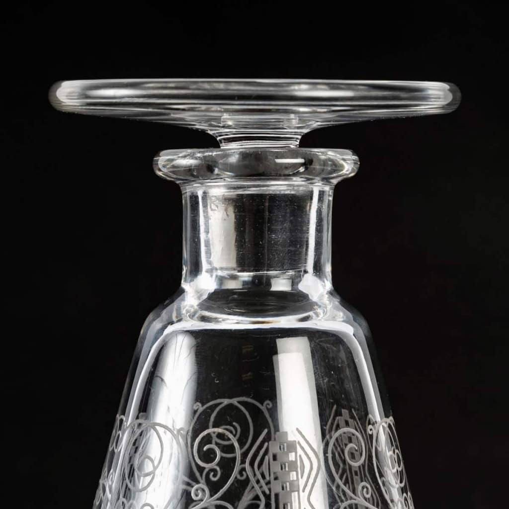 Carafe Lido cristal gravé de BACCARAT Carafe Lido cristal gravé de BACCARAT