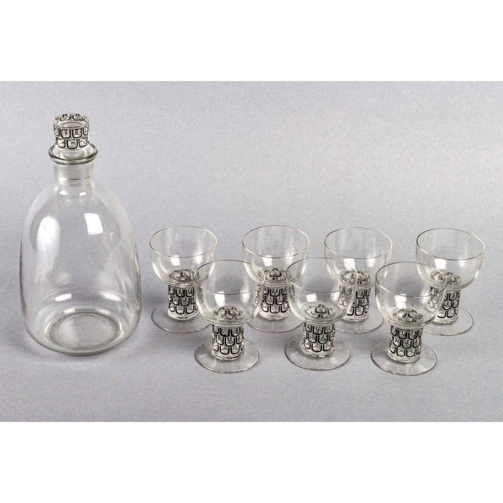 Service "Saint Nabor" verre blanc émaillé noir d'origine (7 verres + 1 carafe) de René LALIQUE ||||||||||||