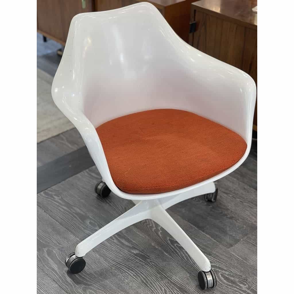 Eero Saarinen pour Knoll : Paire de Fauteuil Exécutive Tulipe 1964 Eero Saarinen pour Knoll : Paire de Fauteuil Exécutive Tulipe 1964