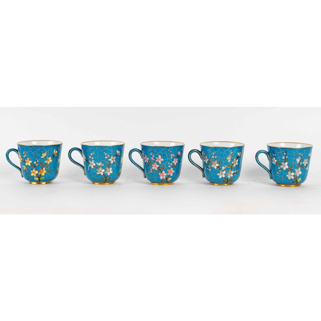 5 tasses à oiseaux Pickenhammer (1876-1887) 5 tasses à oiseaux Pickenhammer (1876-1887)