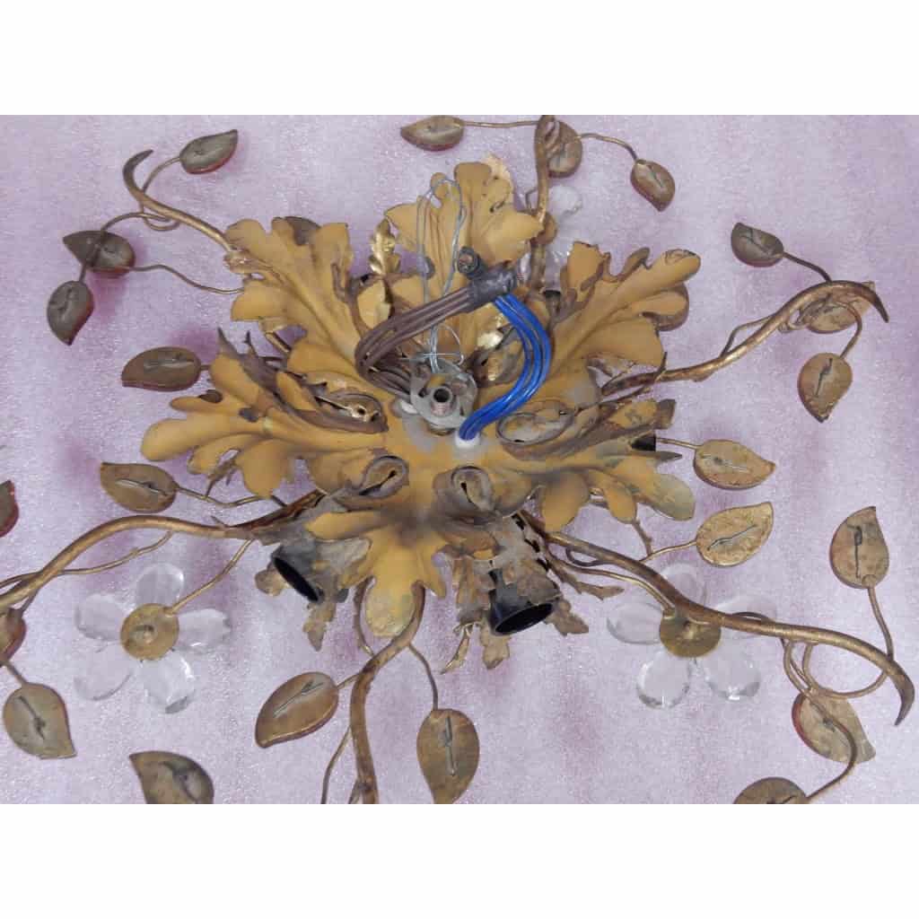 1970′ Paire de Plafonniers ou Appliques à Décor de Fleurs et Feuilles en Métal Doré Style Maison Baguès ou Banci 1970′ Paire de Plafonniers ou Appliques à Décor de Fleurs et Feuilles en Métal Doré Style Maison Baguès ou Banci