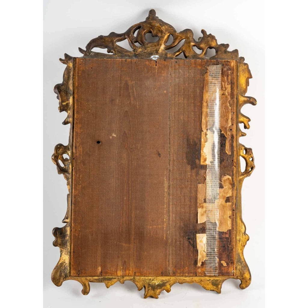 Petit miroir Louis XV en bois doré, époque XVIIIème Petit miroir Louis XV en bois doré, époque XVIIIème