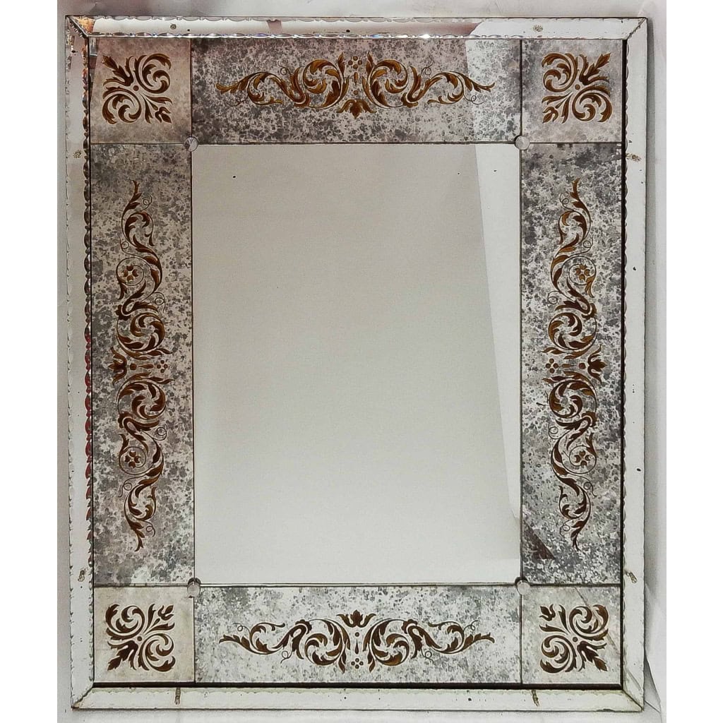 1970′ Miroir Venise Oxydé Vieilli A Décors Eglomisés 120 x 100 cm ||||||||