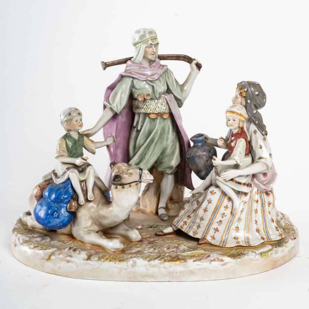 Groupe en porcelaine du XIXème siècle ||||||||