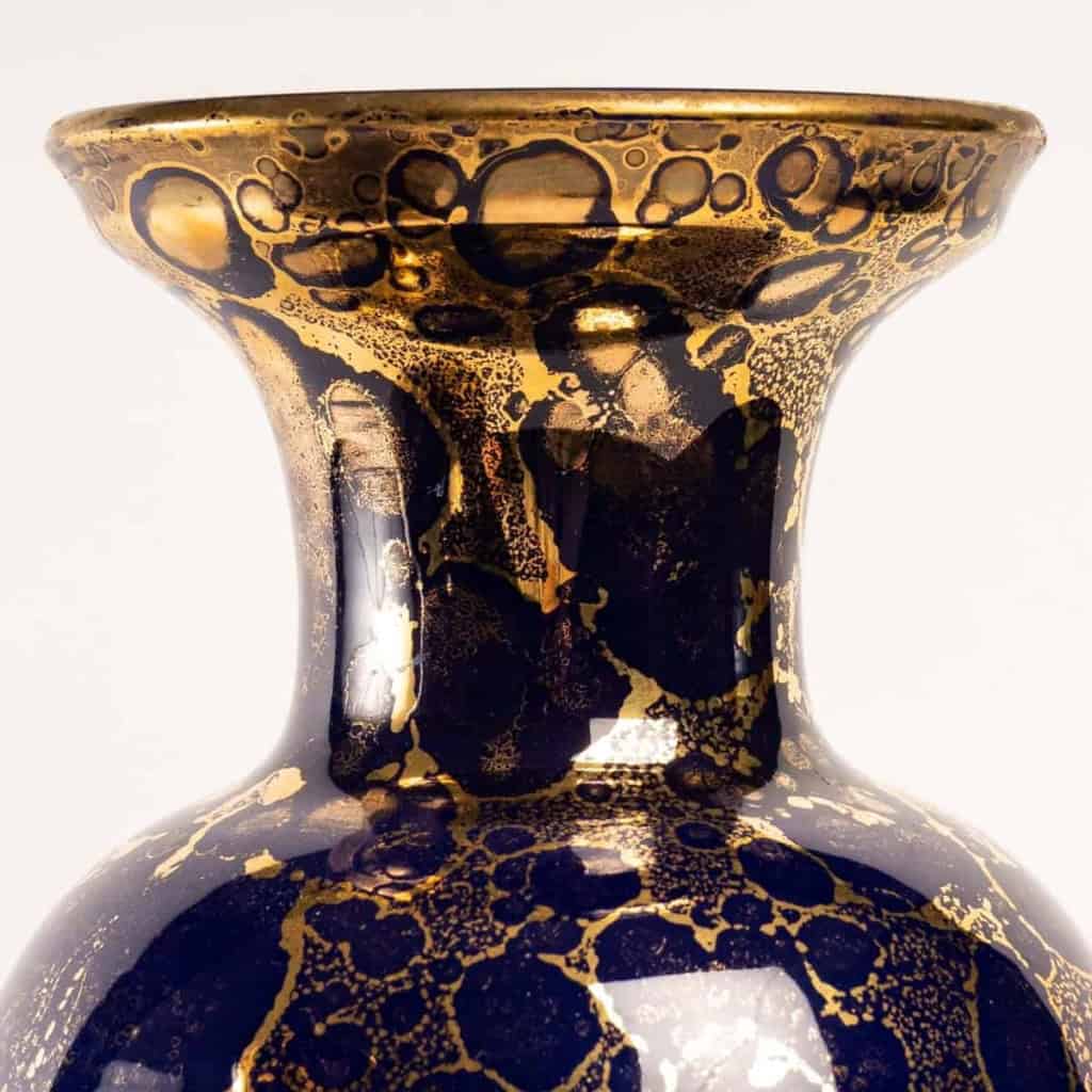 Paire de vases de Sèvres, fin XIXème siècle Paire de vases de Sèvres, fin XIXème siècle